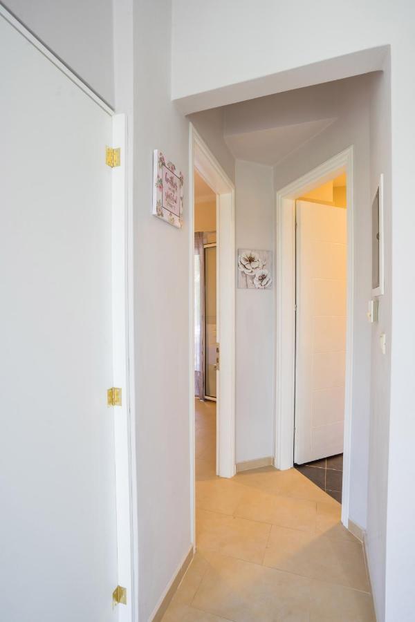 Irida'S Guesthouse Никиана Экстерьер фото